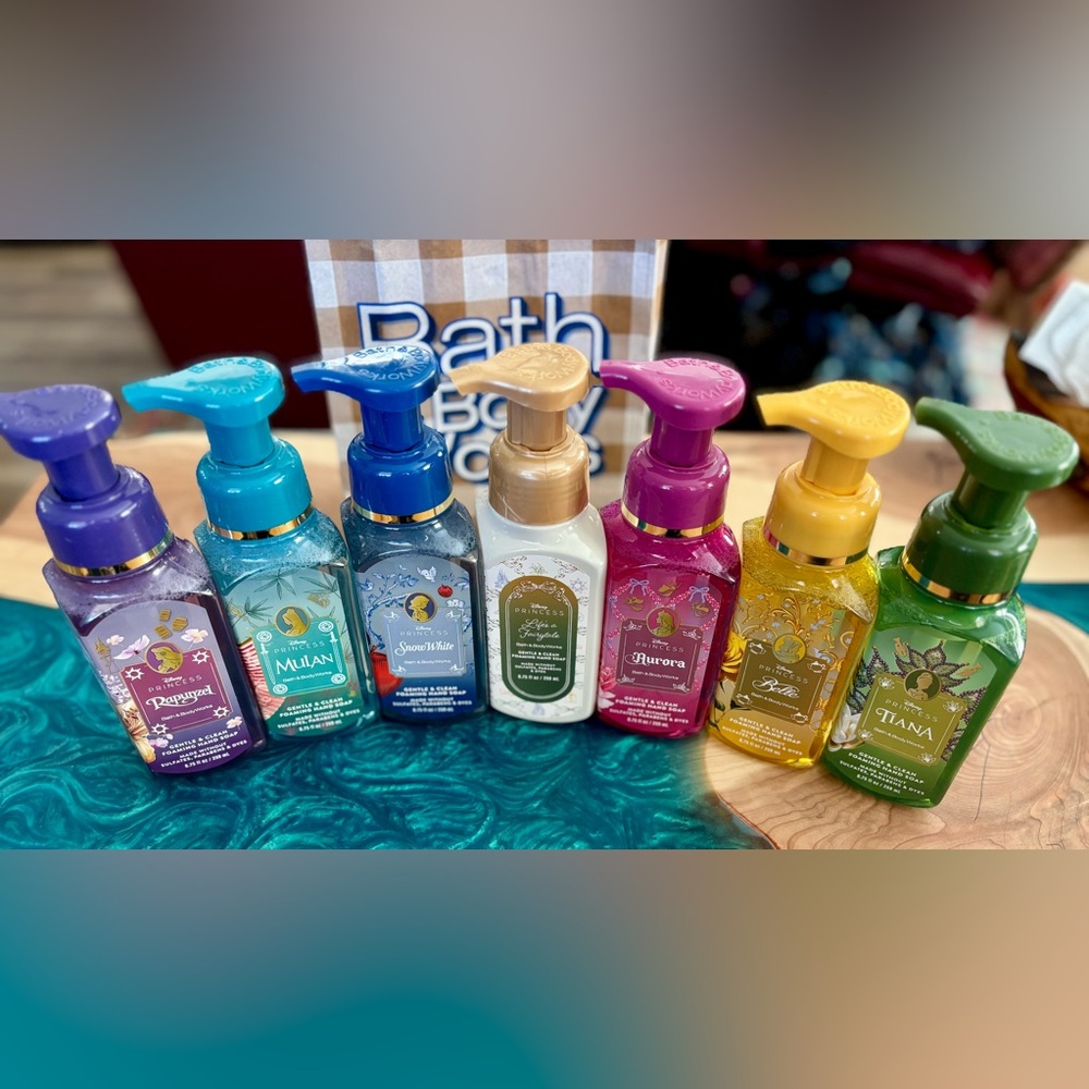 Bath & Body Works Disney Princess Foaming Hand Soaps - Complete 7 Bottle Set